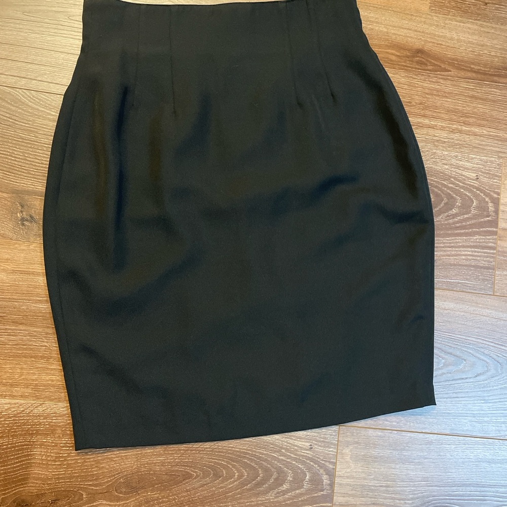 Kenar Black Mini Pencil Skirt for Work